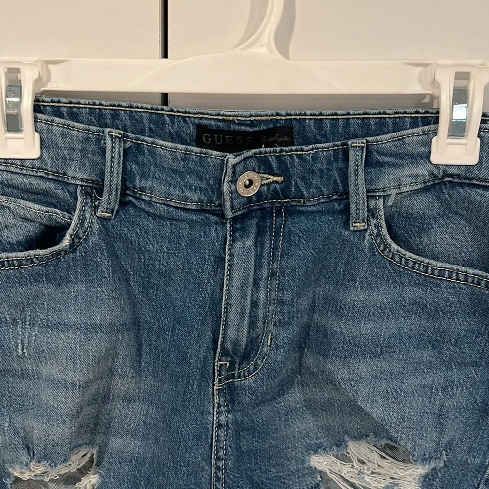 Guess cotton denim shorts . Size 31 - Picture 2 of 8